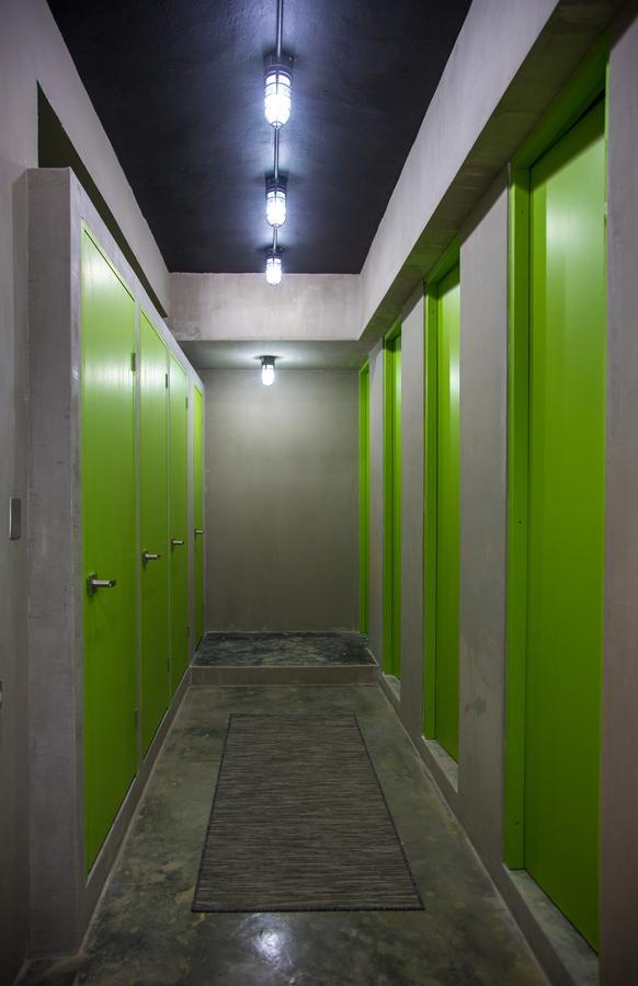 Nomada Urban Beach Hostel- Calle Loiza (Adults Only) Сан Хуан Екстериор снимка
