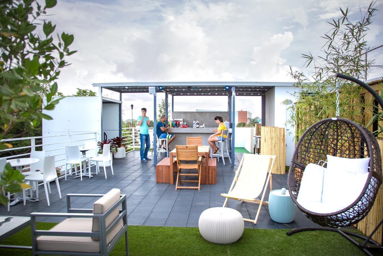Nomada Urban Beach Hostel- Calle Loiza (Adults Only) Сан Хуан Екстериор снимка
