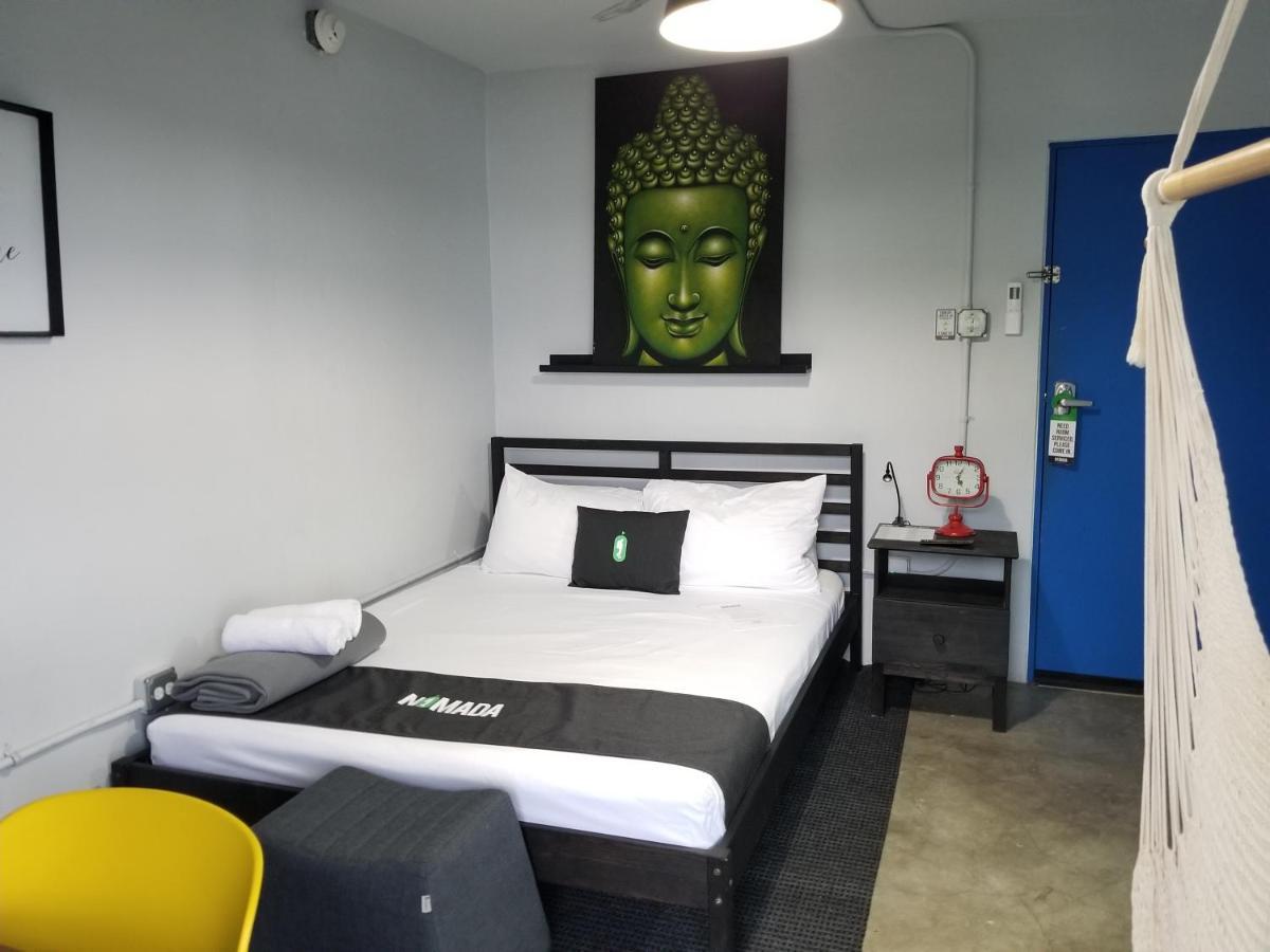 Nomada Urban Beach Hostel- Calle Loiza (Adults Only) Сан Хуан Екстериор снимка