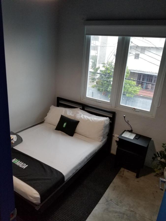 Nomada Urban Beach Hostel- Calle Loiza (Adults Only) Сан Хуан Екстериор снимка