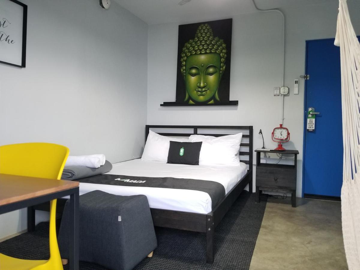 Nomada Urban Beach Hostel- Calle Loiza (Adults Only) Сан Хуан Екстериор снимка