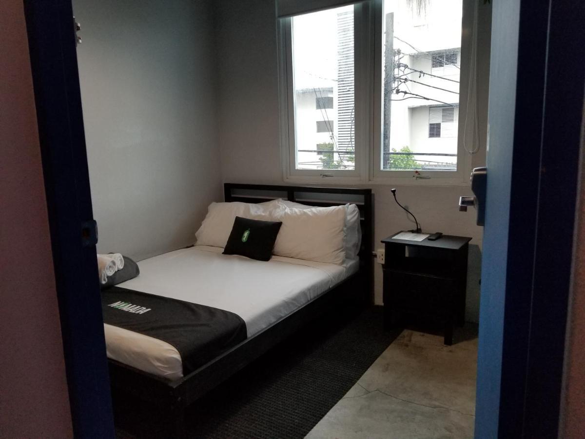 Nomada Urban Beach Hostel- Calle Loiza (Adults Only) Сан Хуан Екстериор снимка